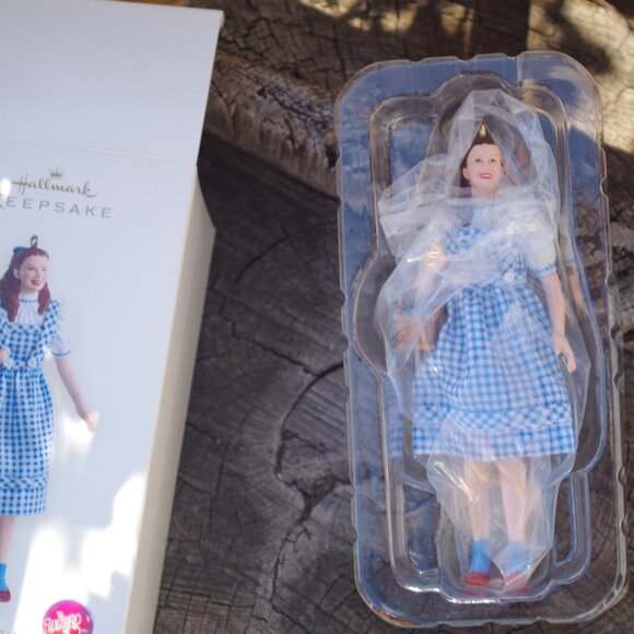 New Hallmark Keepsake Dorothy Gale The Wizard Of Oz - Picture 3 of 3